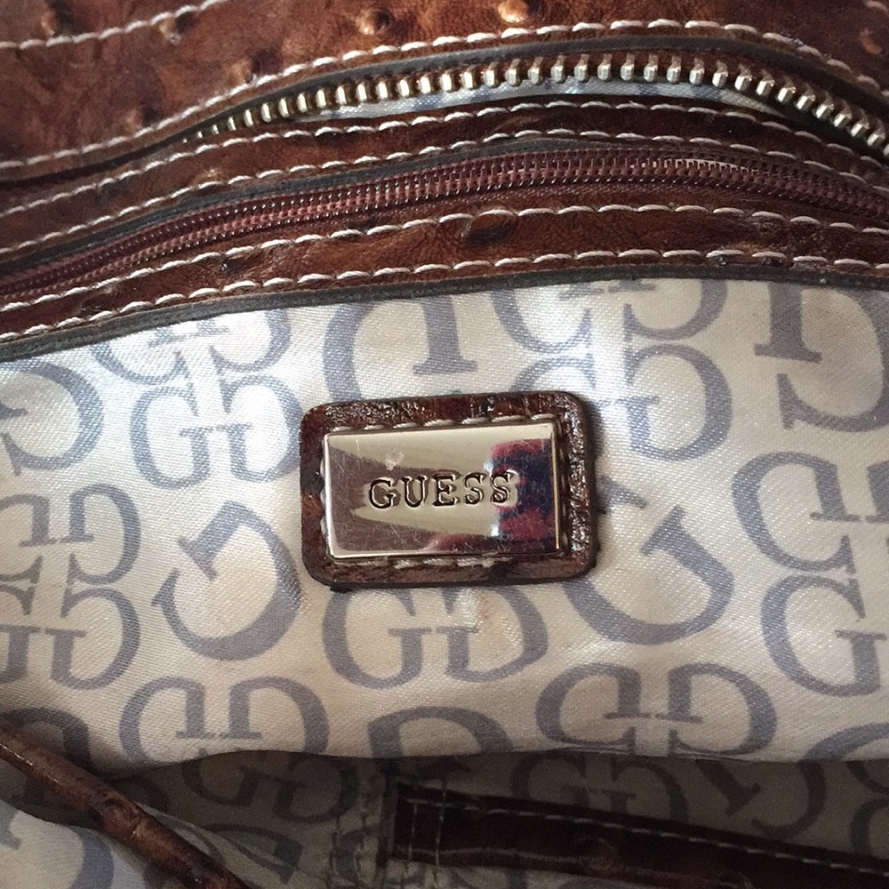 Guess handbag - Picture 3 of 5